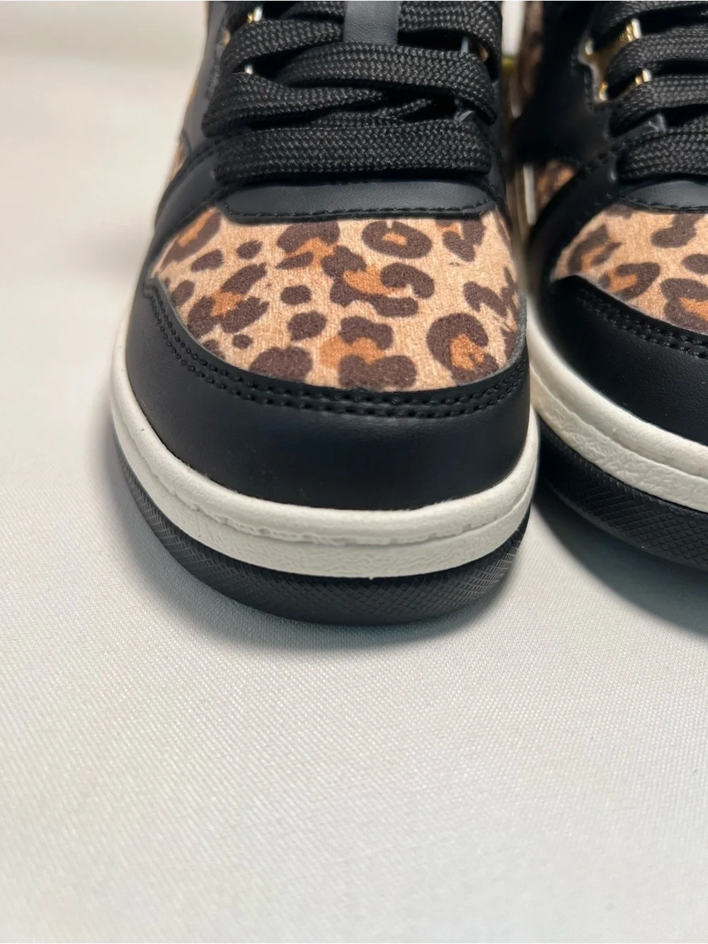 Heelys kids sneakers